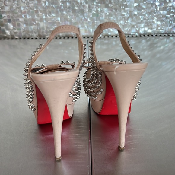 Christian Louboutin Clou Noud 6.5 - Picture 2 of 5